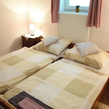 Anna Apartman * Maroslele