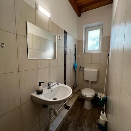 Anna Apartman